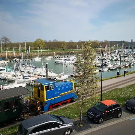 Hébergement de vacances Esprit Cosy N5, Sur Le Port De Valery Saint-Valery-sur-Somme