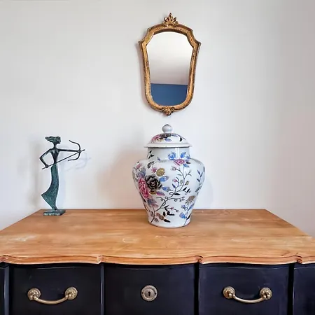 Esprit Cosy N5, Sur Le Port De Valery *